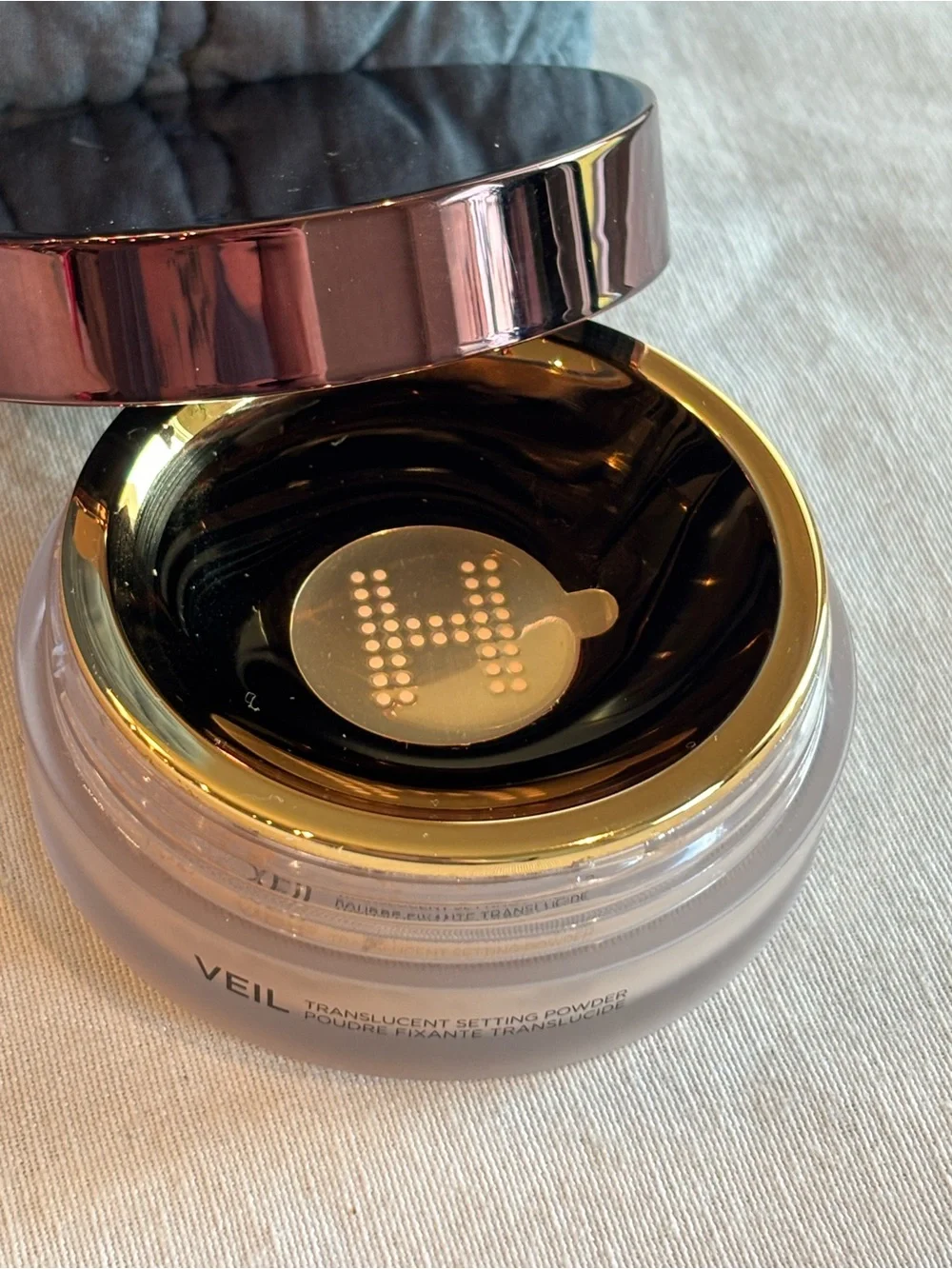 Hourglass Veil Translucent Setting Powder Talc Free New